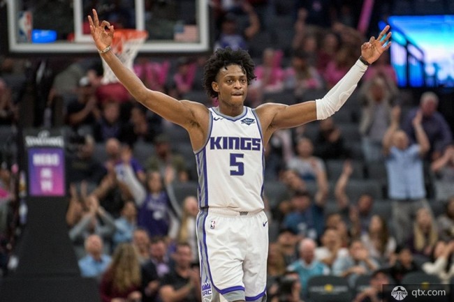 姆在比赛中 姆在比赛中