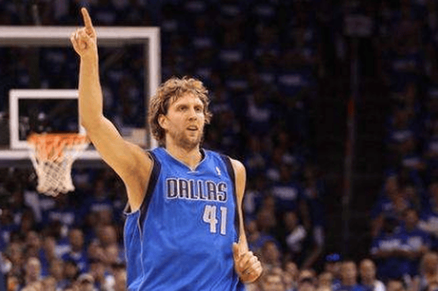 边路突破与 边路突破与