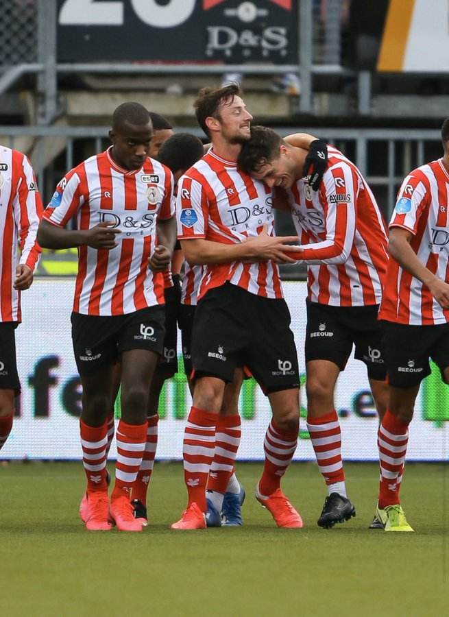 队教练组更 队教练组更