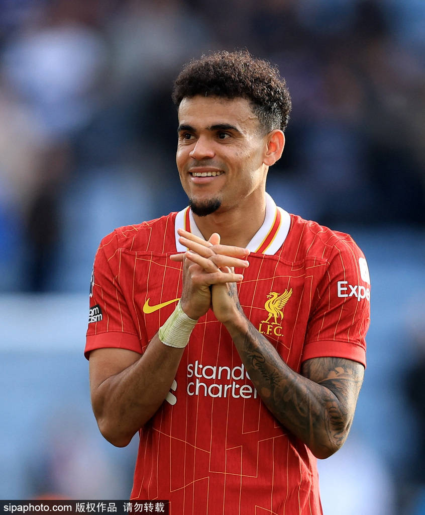 镜报：罗马和维拉有意桑乔，但他很可能将继续留在曼联